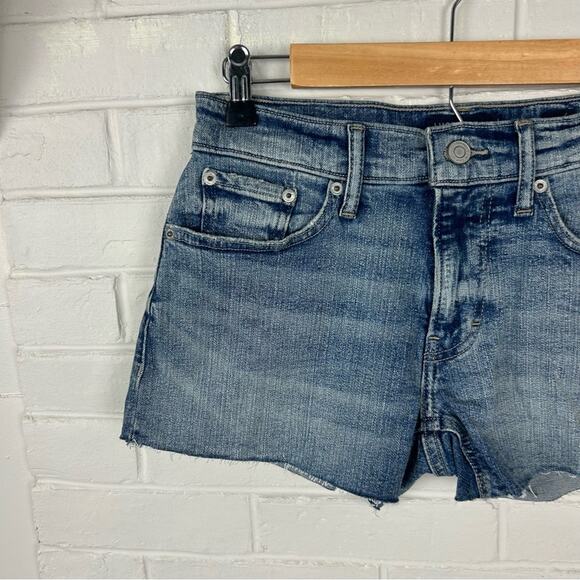 Lucky Brand Mid Rise Denim Boy Short Size 0/25 - Picture 5 of 7